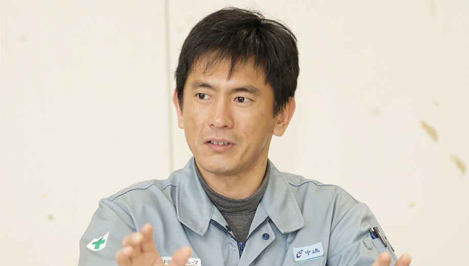 interview14_img03.jpg